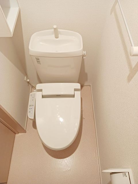 セレーノ草薙Iのトイレ写真