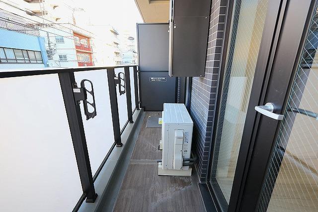 バルコニー　※別部屋の参考写真です。
