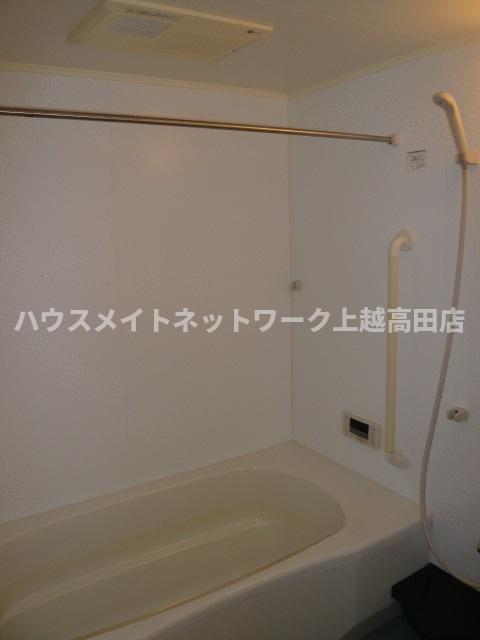 バス・シャワールーム　浴室1坪（追焚機能付）
