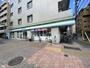 コンビニ　ファミリーマート西池袋店（コンビニ）まで110m
