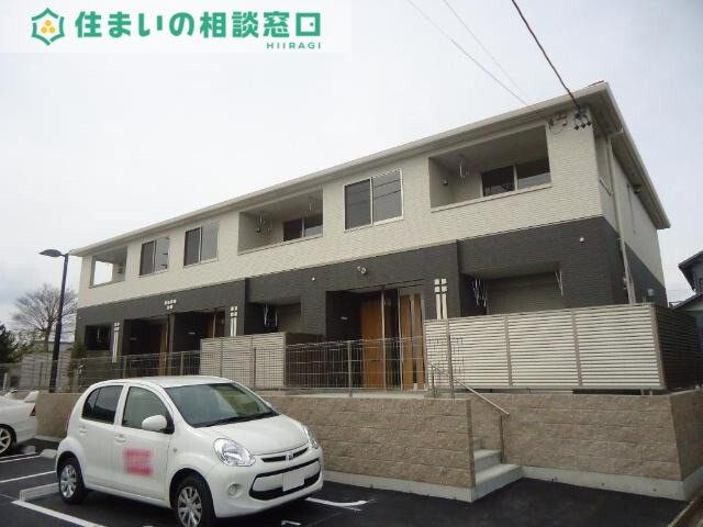 ＪＲ東海道本線 岡崎駅 バス乗車時間：10分 最寄りバス停で下車 徒歩1分 2階建 築11年の外観写真