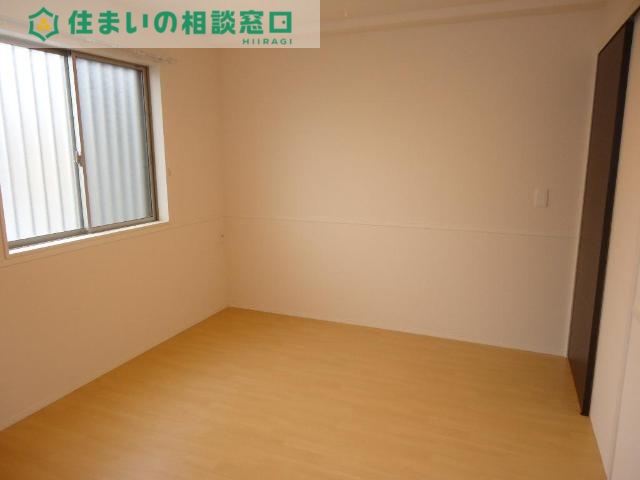 ＪＲ東海道本線 岡崎駅 バス乗車時間：10分 最寄りバス停で下車 徒歩1分 2階建 築11年の内装写真