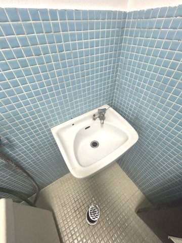 名鉄常滑線 道徳駅 徒歩10分 4階建 築55年の内装写真