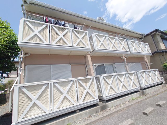 建物外観　実際のご見学いかがでしょうか？お気軽にお問い合わせください！