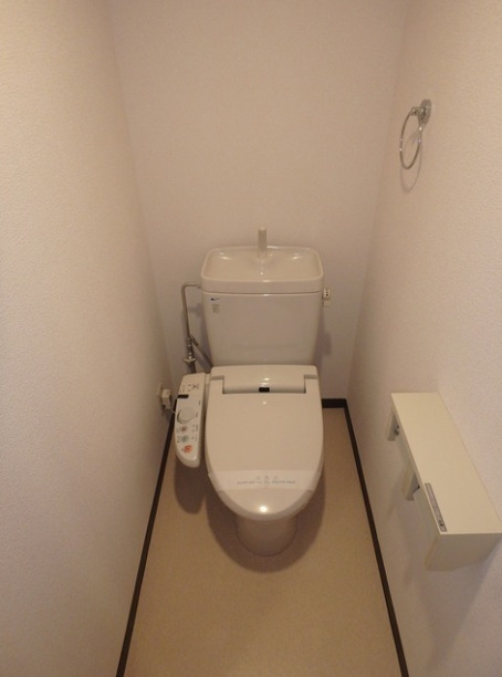 トイレ　コンパクトで使いやすいトイレです
