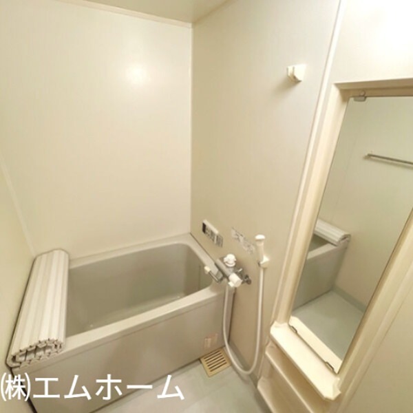 バス・シャワールーム　追い焚き付お風呂