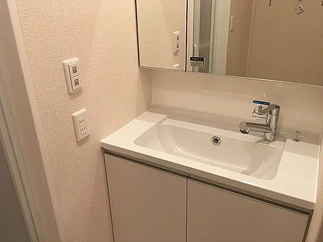 ロイヤルタウン篠山口 C棟の内装写真