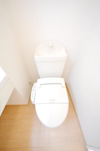 エストモナリエのトイレ写真