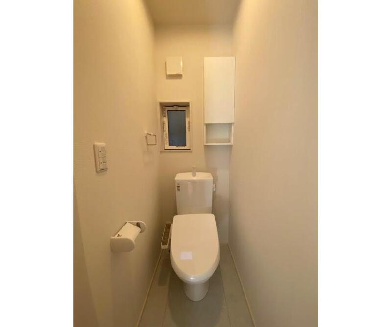 練馬区大泉学園町6丁目戸建のトイレ写真