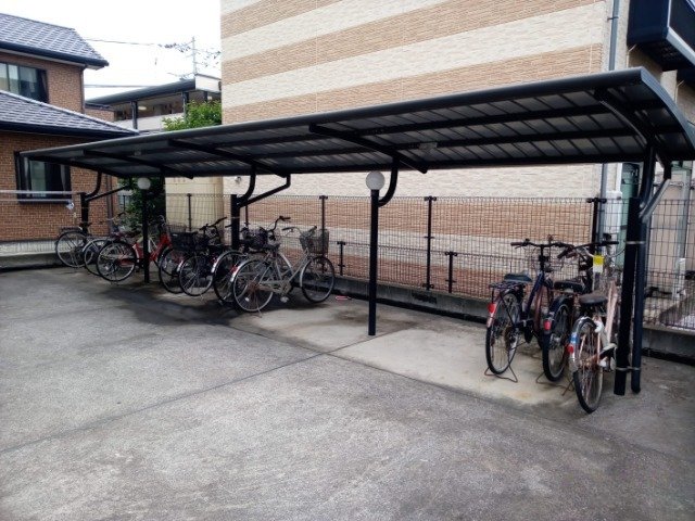 その他　駐輪場　原付＆自転車のみ駐輪可能