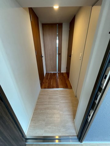 クレヴィスタ名古屋上前津の玄関写真