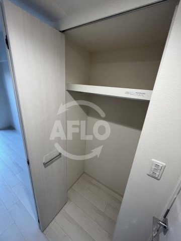 収納　アドバンス大阪ベイココナ　クローゼッット