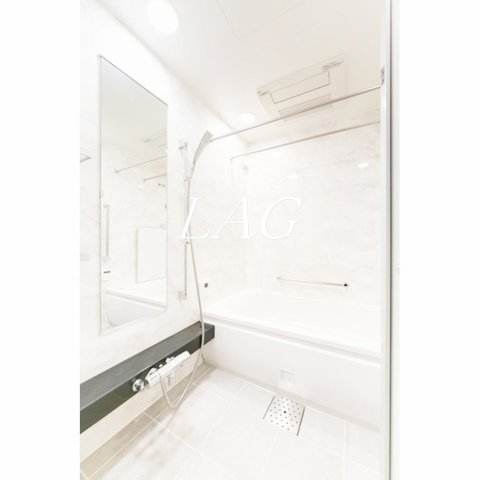 バス・シャワールーム　お風呂です。