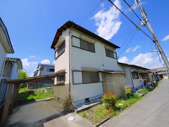 建物外観　落ち着いた雰囲気の外観です