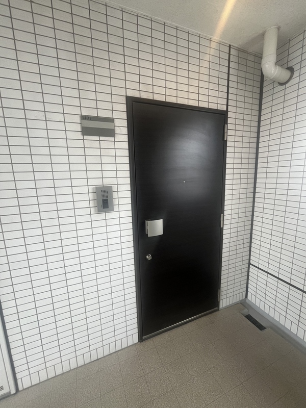 スカイコート池袋西壱番館の玄関写真