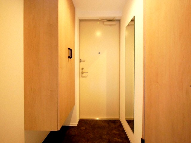 BLANC CASSE南9条の玄関写真