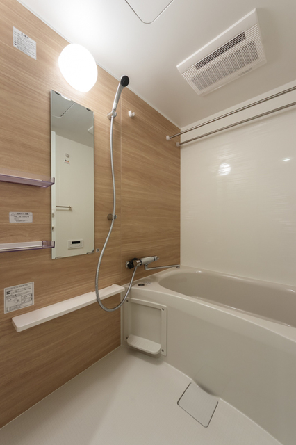 バス・シャワールーム　※写真は同タイプ住戸です。