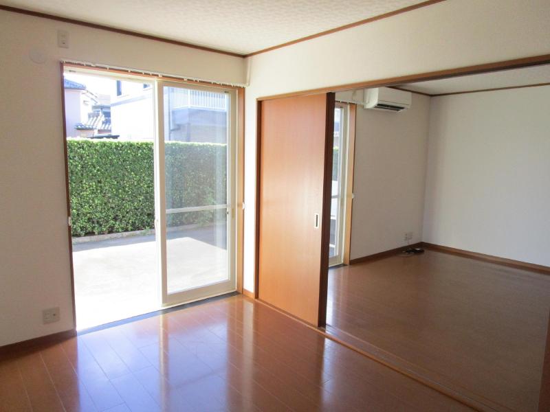 ラペシュルこだまの居間写真