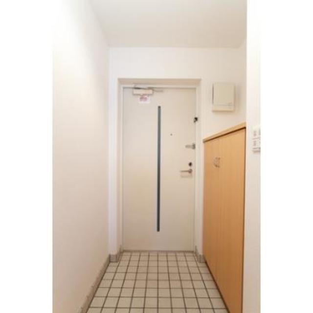 玄関　※写真は同タイプ住戸です。