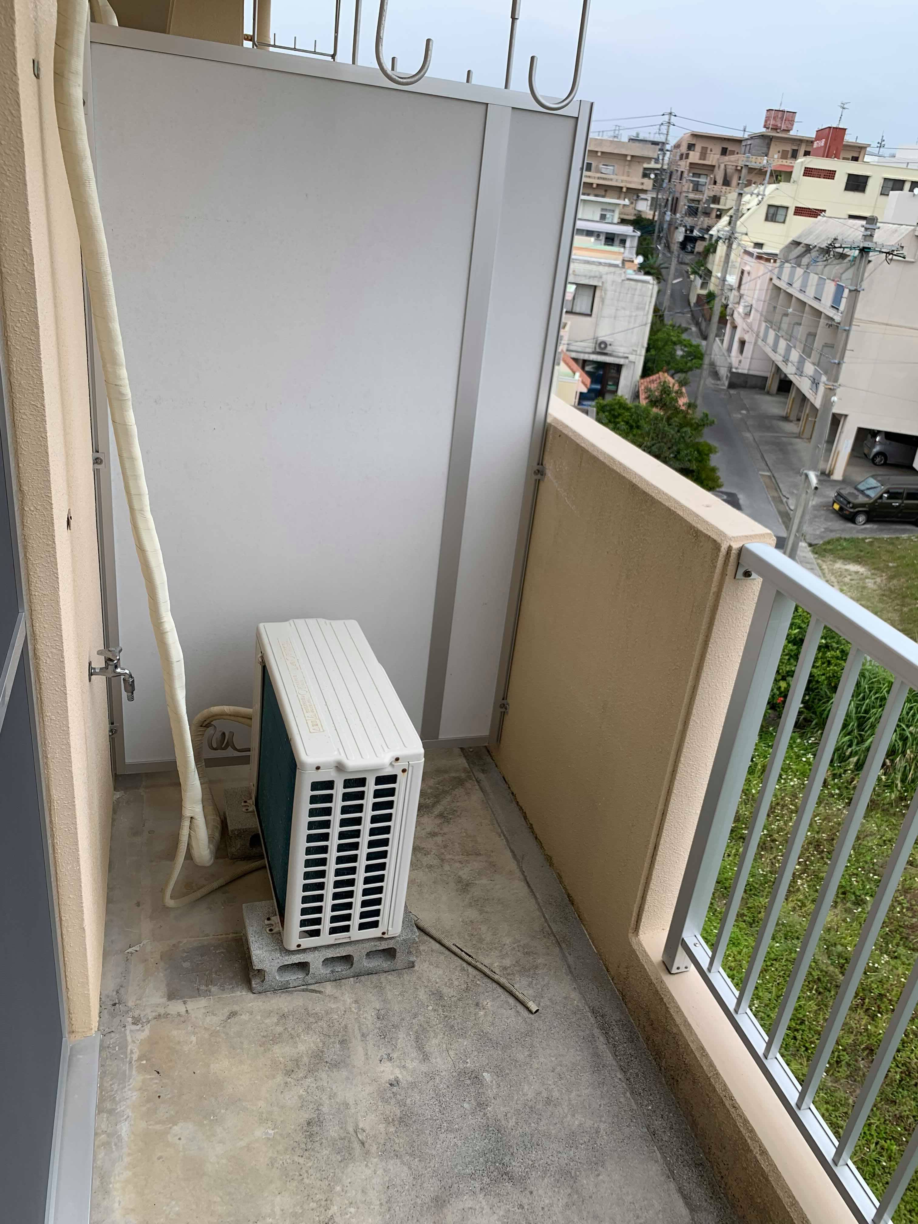 バルコニー　写真は同建物の別部屋の写真になります。