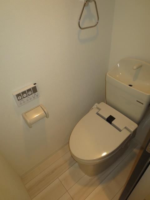 トイレ　別号室の参考写真