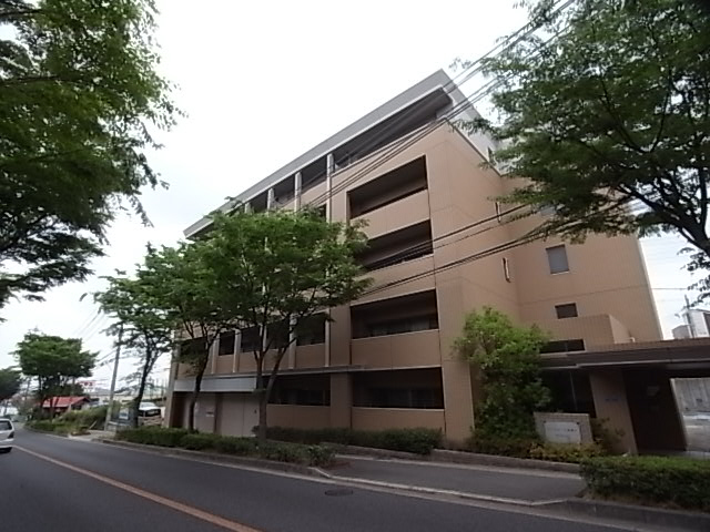 神戸市西区伊川谷町別府のマンションの建物外観