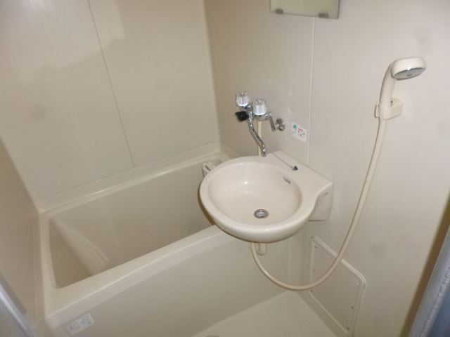 バス・シャワールーム　浴室