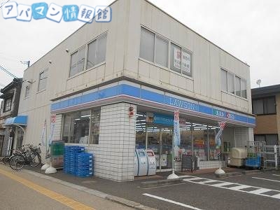 コンビニ　ローソン新潟沼垂西店（コンビニ）まで394m