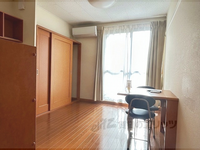 居室・リビング　洋室