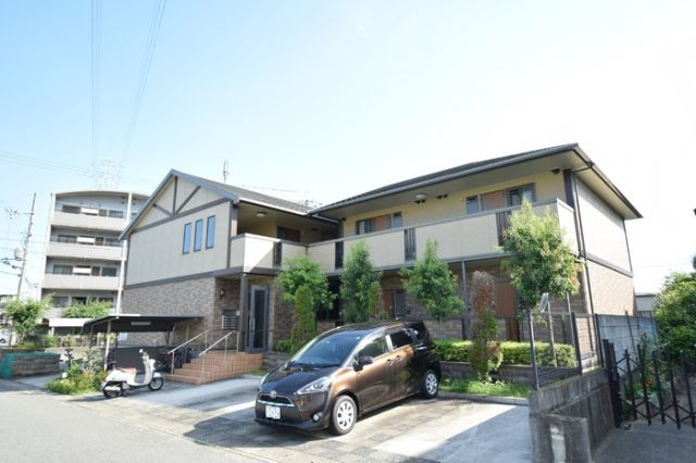 兵庫県伊丹市西野２（アパート）の賃貸物件の外観