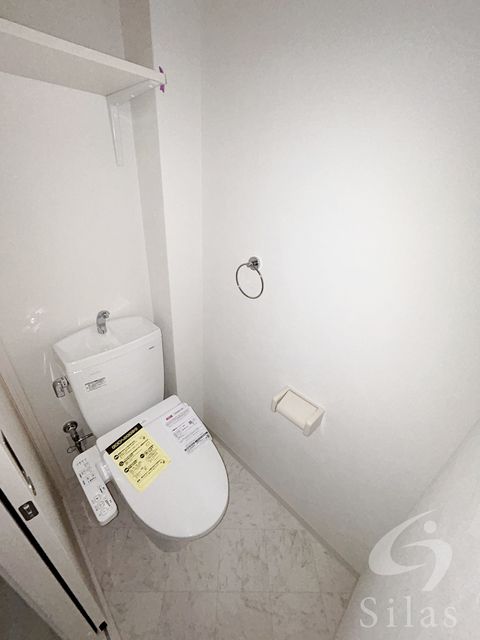 【八尾市相生町のアパートのトイレ】