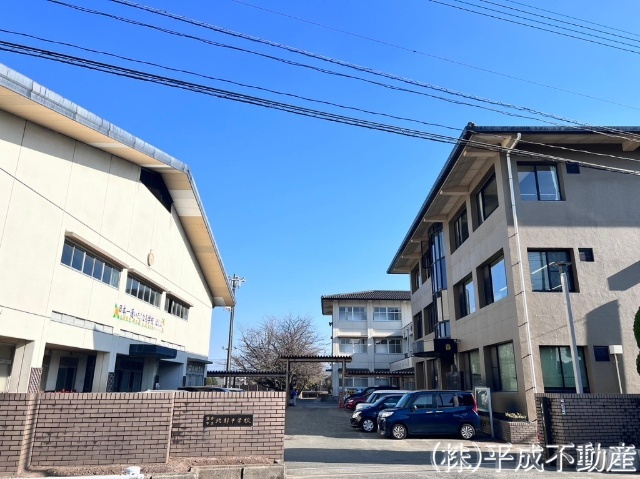 中学校　熊本市立北部中学校（中学校）まで2096m