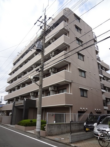 【八王子市北野町のマンションの建物外観】