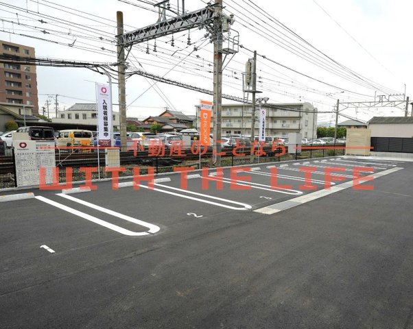 【D-ROOM　FIRST　大善寺駅前の駐車場】