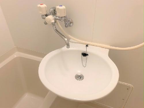 洗面設備　設備・使用は号室により異なる為、現況を優先致します。