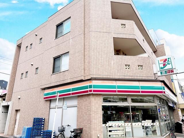 町田市成瀬が丘のマンションの建物外観