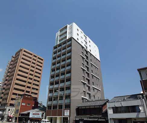 京都市中京区壺屋町のマンションの建物外観