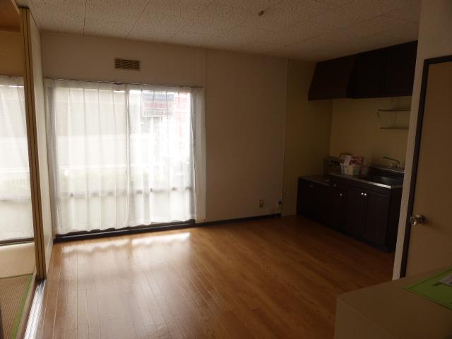 居室・リビング　リビング