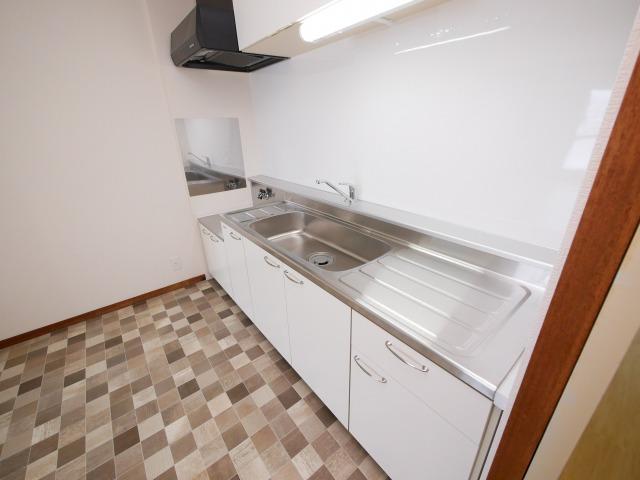 テレパレス西町IIのキッチン写真