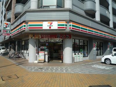 コンビニ　セブンイレブン 小倉竪町店（コンビニ）まで1m