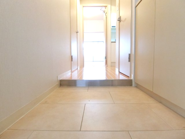玄関　詳細は、RISUMO江坂本店→06-6155-7137まで♪