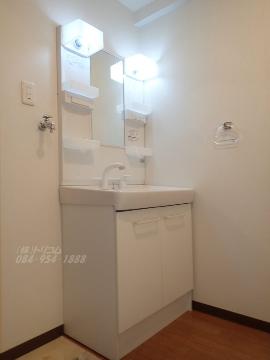 洗面設備　洗髪洗面化粧台