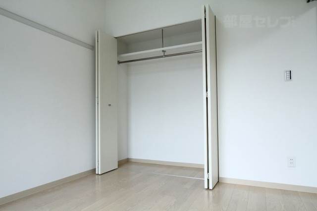 収納　たっぷり入る収納スペース