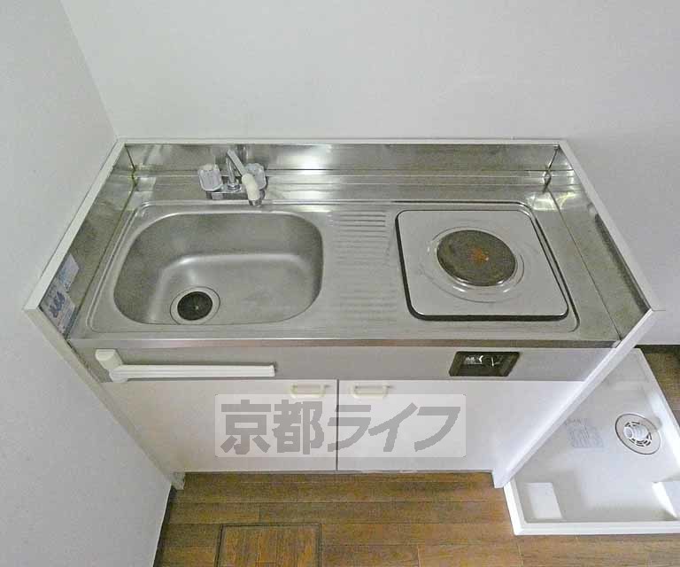 キッチン　キッチンです。