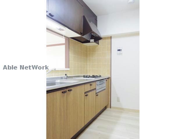 キッチン　※同物件別部屋の写真です。