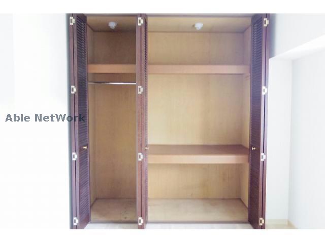 収納　※同物件別部屋の写真です。