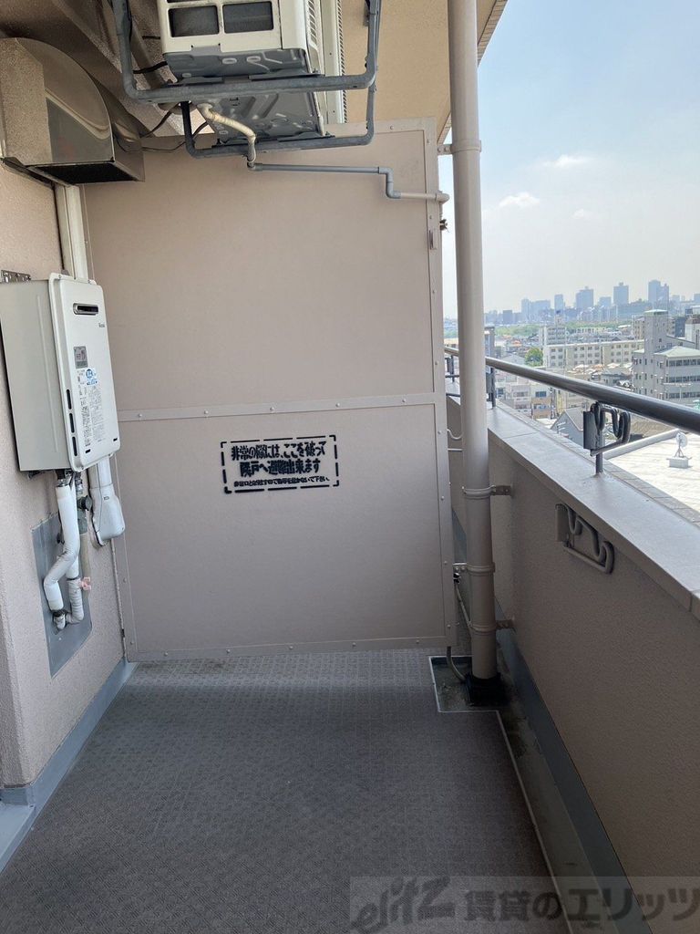 バルコニー　バルコニー