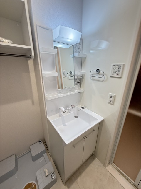 洗面設備　★同施工別建物の参考写真です★