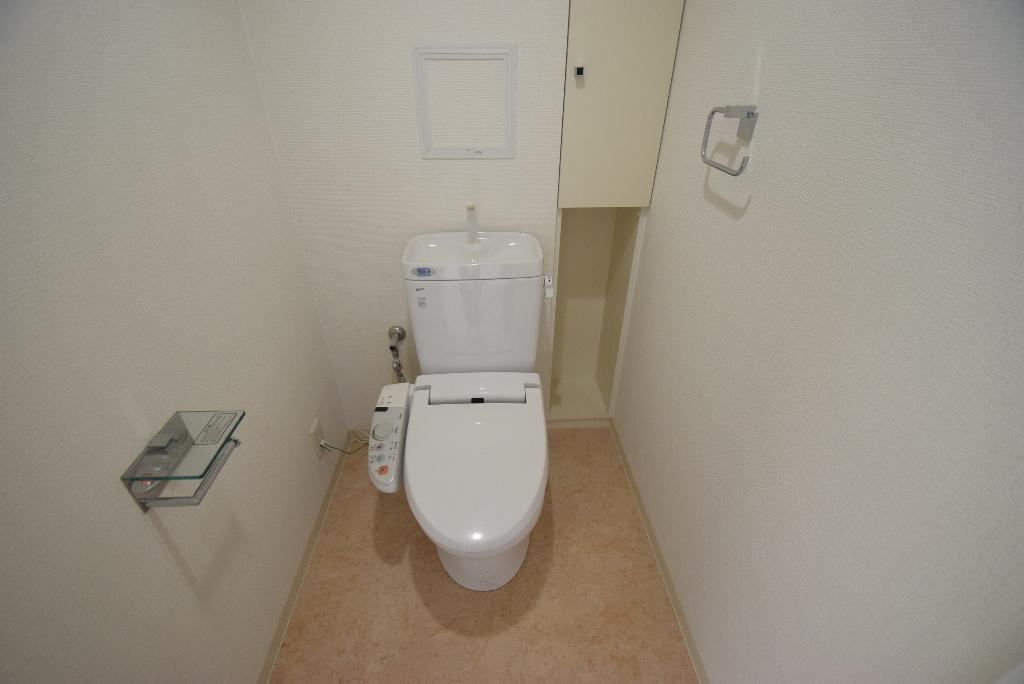 トイレ　シャワー付トイレ