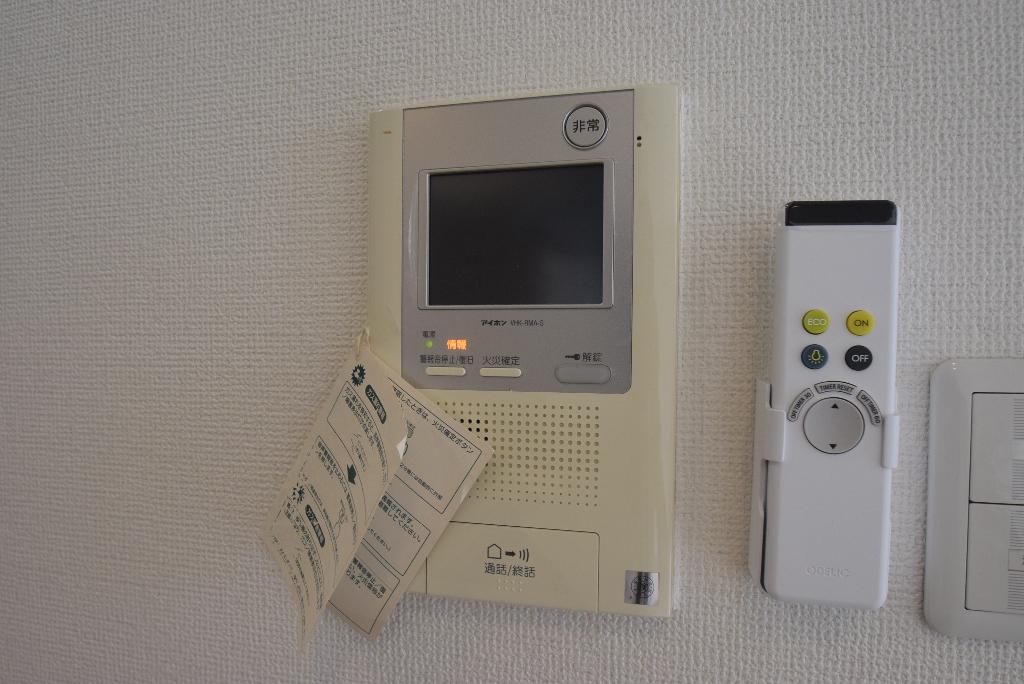 セキュリティ　カメラ付インターホン